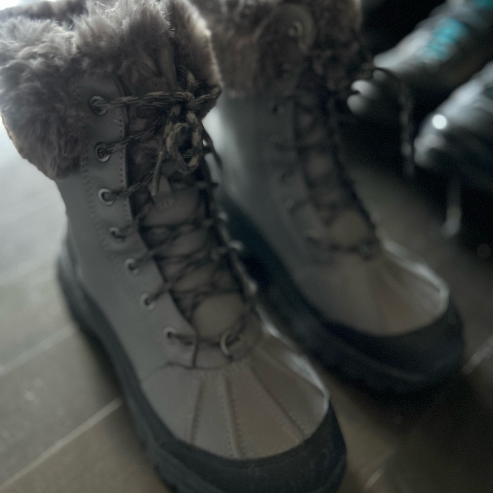 UGG Adirondack (DryTech) Winter Boots